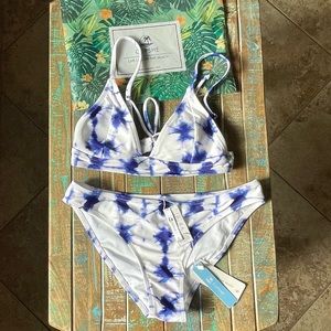 CUPSHE bikini in size small. Fully lined and lightly padded top. Never worn.